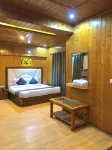 The Avenue River Side Hotel - Near Volvo Bus Stand Manali