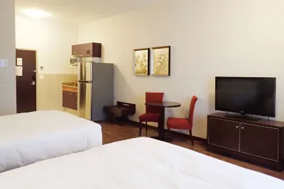 Days Inn & Suites by Wyndham Fort Saskatchewan Hotels in der Nähe von Fort Heritage Precinct