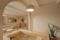 Serab Residencia - Hot Tub