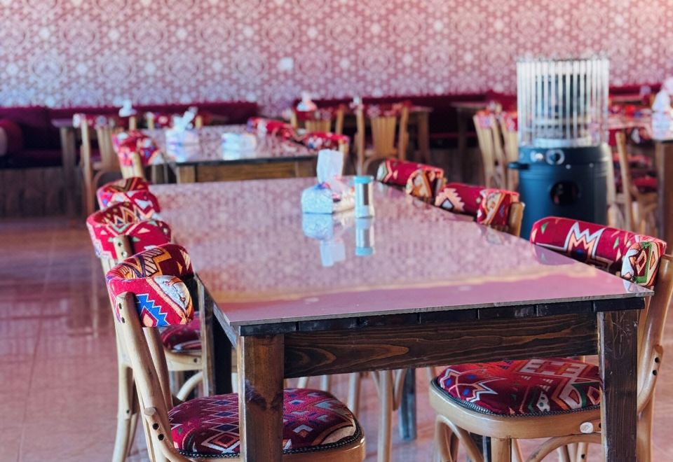 2. 럼 문라이트 럭..