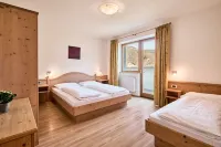 Residence Schiestlhof Hotels in Naz