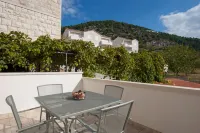 Villa Livia Apartments Hotels in Gornji Humac