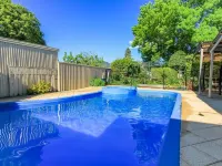 Ambrosia Holiday Home Hotels in Tanunda