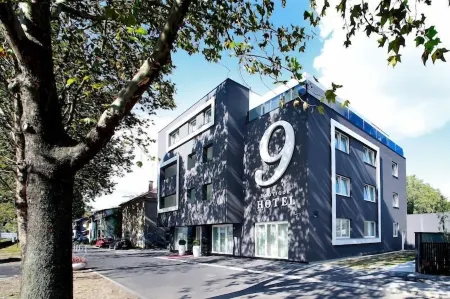 Hotel 9 Отели в г. Загреб