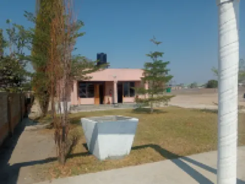 Little Lodge Hotels in Choma