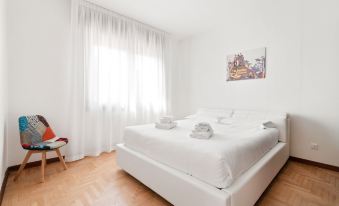 Santa Rita Roomy Apartments