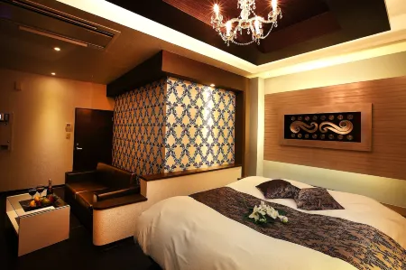 Hotel l'Eclair (Adult Only)