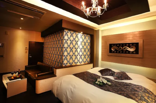 Hotel l'Eclair (Adult Only)