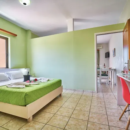 Nanakis Beach Luxury Apartments