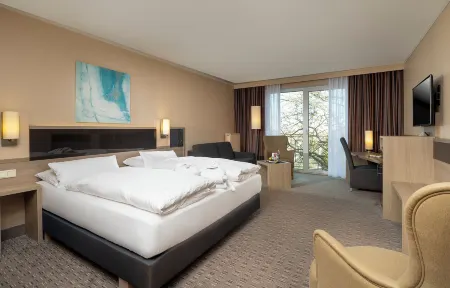 Parkhotel Berghölzchen Отели в г. Альмштедт