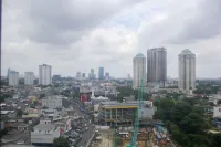 Nice and Enjoy 1Br at Sudirman Suites Apartment Hôtels à : Andir
