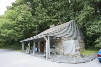 Peaks of Otter Lodge Hotels near Bedford Museum & Genealogical Library
