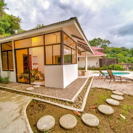 Akua Suites Ocean View