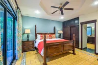 Casa Patron 6 Bdr Private Home with Pool and Game Room