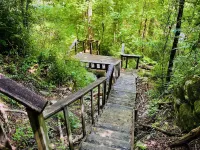 Riverview 1 Bedroom Cabin by RedAwning Hotels in Townsend