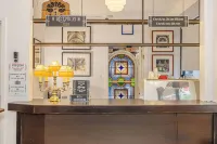 Hotel le Coach Hotels in Montreal