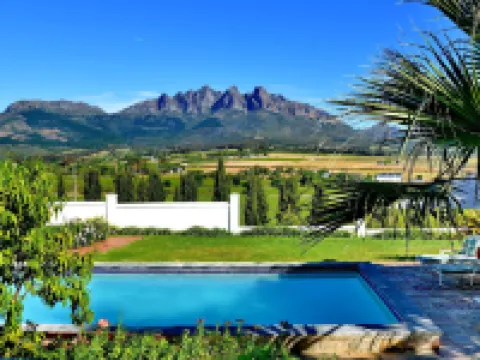 Val du Charron Wine & Leisure Estate Hotels in Wellington