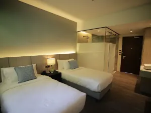 The Maximilian Hotel