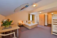 Sonnenhotel Bayerischer Hof - All Inklusive Angebote verfügbar Hotels near Kapelle Kolmberg