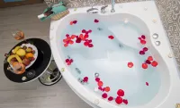 Ocean Blue High Class Hotel & Spa - Bathtub
