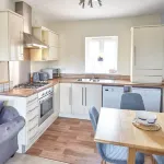 هوست ستاي كوتش هاوس ريتريت