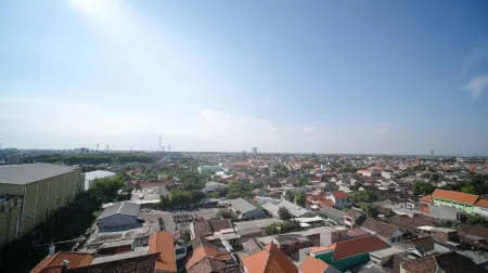 Good Location and Best Deals Studio Apartment at Suncity Residence Отели в г. Sidoarjo