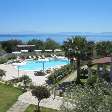 Hotel Bougainville
