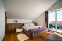 Villa Flavia and Alba - Private Pool Hotels in Opcina Novalja