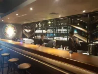 老兵的日夜旅館 - 酒吧