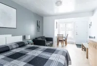 Les Studios de la Mer Hotels in Matane