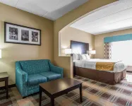 Comfort Suites Airport Hotels in Kenner
