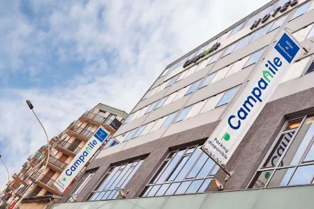 Campanile Paris Sud - Porte d'Orléans - Arcueil Отели в г. Баньё