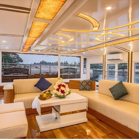 Luxury Houseboat