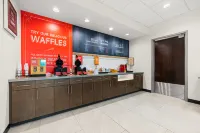 在貝塞默伯明翰的漢普頓客棧和套房 - 早餐