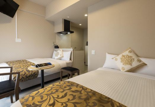 미스터 긴조 인 이시가키의 넓은 객실 내부