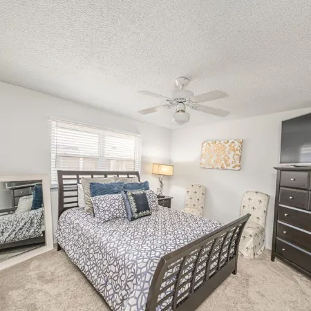 Right At Home-Midland Oasis with pool-billiards
