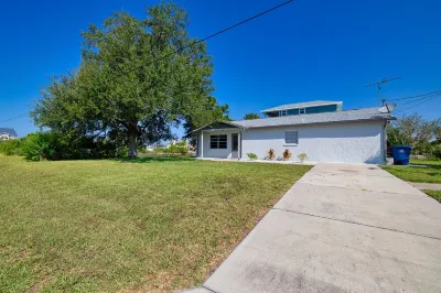 Cozy 3 Bedroom Home.  Pet Friendly!