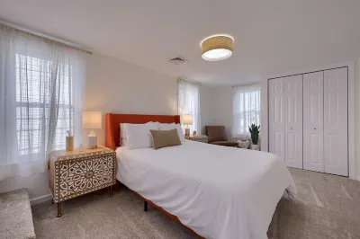 Spacious and Quiet 4BD Oasis - Private Yard Hotels in der Nähe von Ephrata Linear Park