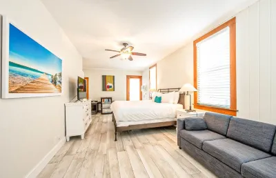 Open Concept with Chef's Kitchen and Courtyard - Luxurious Historic Studio