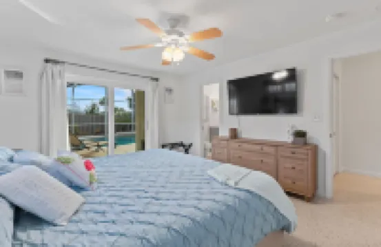 Chic Pool Firepit WiFi Haven Near Beach Hotels in Ponce Inlet