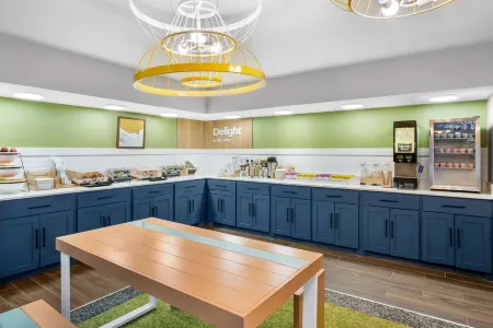 Spark by Hilton Grapevine DFW North Отели рядом с достопримечательностью «C Shane Wilbanks Trail»