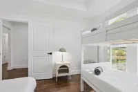 Spacious Yard and Inviting Pool - Delightful Family Retreat