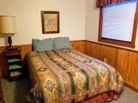 Duxbury - Cozy Cottage on Lake Minocqua Hotels in Minocqua