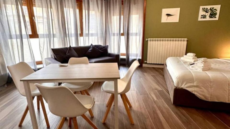 HH Hermoso Housing Alessandria