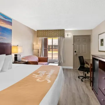 Days Inn by Wyndham Petersburg/South Fort Lee