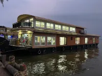 Mytrip Houseboats