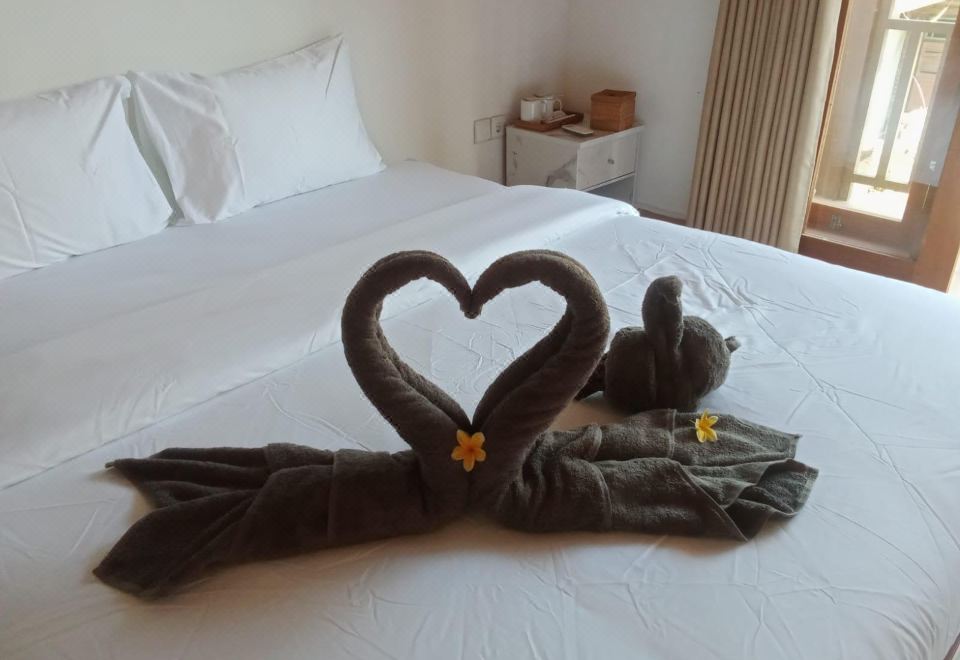 4. 란티스 바이브스..