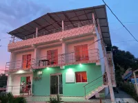 Casa Guiwa Hostel فنادق في 
