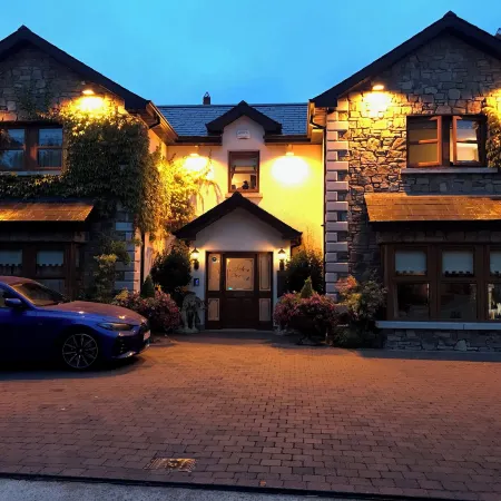 Avlon House Bed and Breakfast