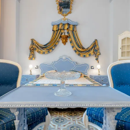 The Crown Palace - Gallipoli